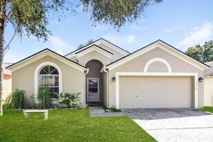 11315 Jim Ct in Riverview, FL - Building Photo