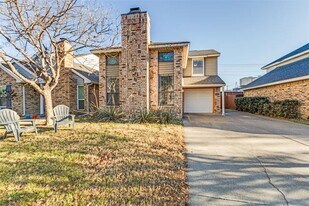 3427 San Jacinto St in Dallas, TX - Building Photo