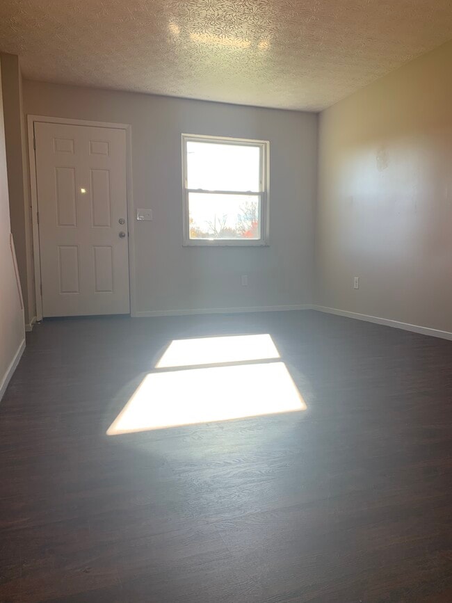 6153 Laurelwood Ct, Unit 6153 in Columbus, OH - Building Photo - Building Photo