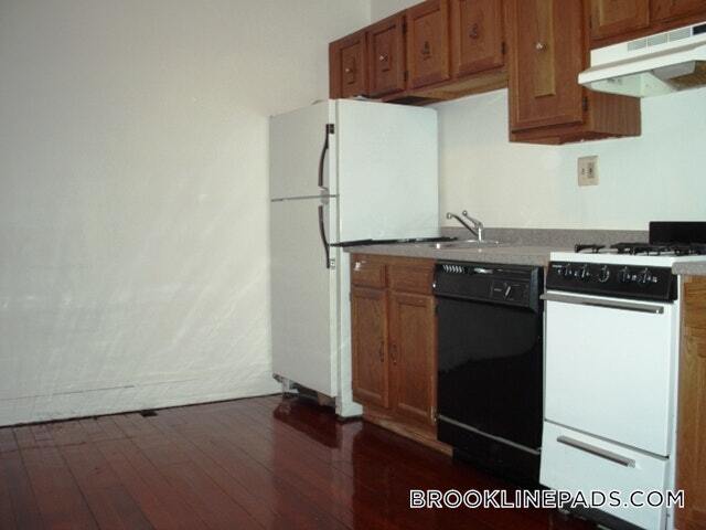 1905 Beacon St, Unit 1R