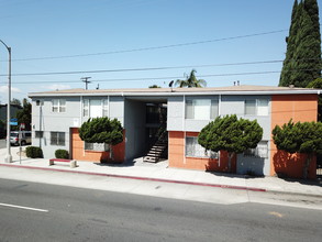 Tropicano in Long Beach, CA - Building Photo - Building Photo