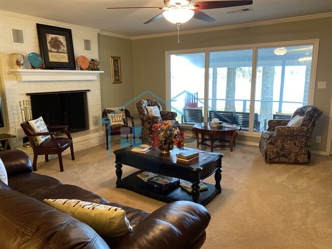 property at 937 Scotts Hideaway Rd