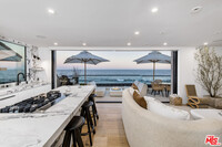 20802 Pacific Coast Hwy in Malibu, CA - Building Photo - Building Photo