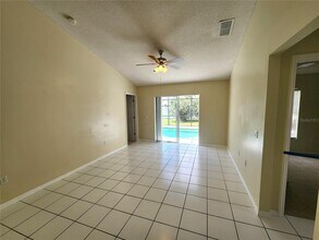705 Eagle Pointe S in Kissimmee, FL - Building Photo - Building Photo