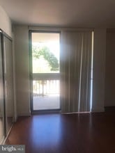 5300 Holmes Run Pkwy-Unit -320 in Alexandria, VA - Building Photo - Building Photo