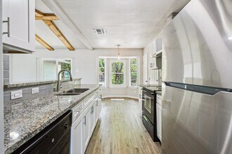 4218 Mabuni Dr in San Antonio, TX - Building Photo - Building Photo