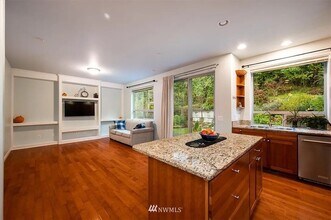 1214 Birch St in Bellingham, WA - Building Photo - Building Photo