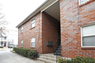 36 SE Howell St in Atlanta, GA - Building Photo - Building Photo