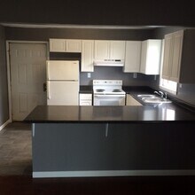 306 /308 Grant Ave, Unit 308 in Morgantown, WV - Foto de edificio - Building Photo