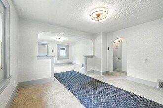 4202 Hanna St in Fort Wayne, IN - Building Photo - Building Photo