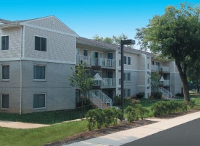 Cynwood Club Apartments in Wilmington, DE - Building Photo