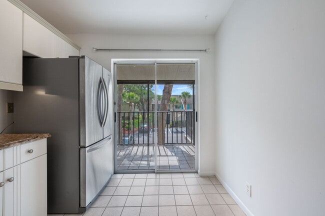 4130 Looking Glass Ln in Naples, FL - Building Photo - Building Photo