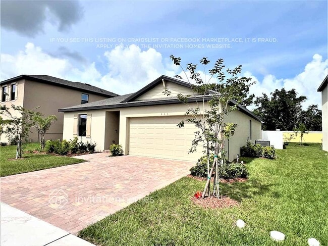533 Seaspray Dr in Fort Pierce, FL - Building Photo - Building Photo