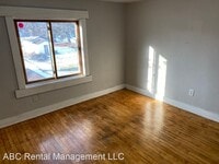 312 Superior St photo'