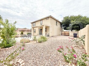 17143 W Tara Ln in Surprise, AZ - Building Photo - Building Photo