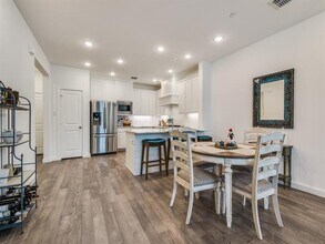 532 Ballustrade Dr in Irving, TX - Building Photo - Building Photo