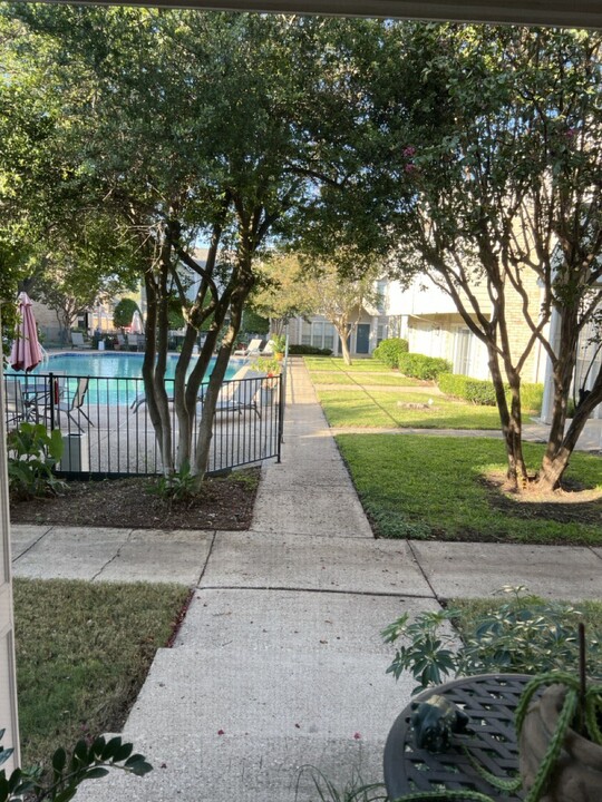 5881 Preston View Blvd, Unit #149 in Dallas, TX - Building Photo
