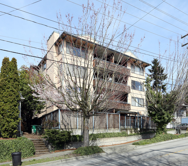 420 N 39th St in Seattle, WA - Foto de edificio - Building Photo