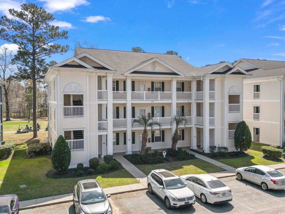 620 River Oaks Dr in Myrtle Beach, SC - Building Photo
