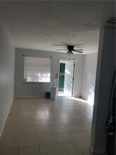 1448 W 33rd St in West Palm Beach, FL - Building Photo - Building Photo