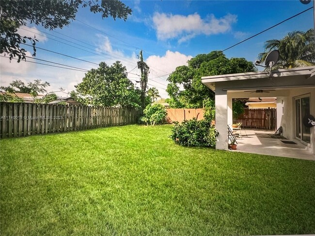 120 NE 26th St in Pompano Beach, FL - Building Photo - Building Photo