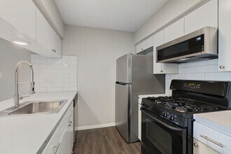 5005 Manor Rd in Austin, TX - Building Photo - Building Photo