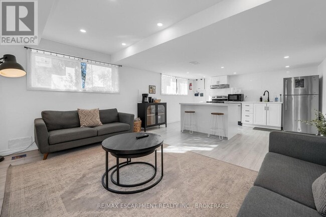 property at 22 Macoomb Dr