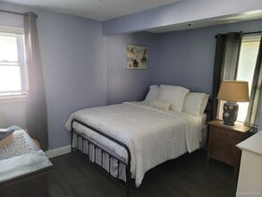 320 Clayton St in Central Islip, NY - Building Photo - Building Photo