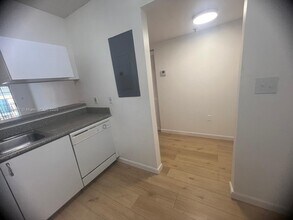 8900 Collins Ave in Surfside, FL - Building Photo - Building Photo