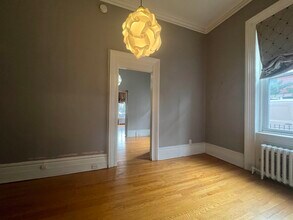 216 10th St in Hoboken, NJ - Foto de edificio - Building Photo
