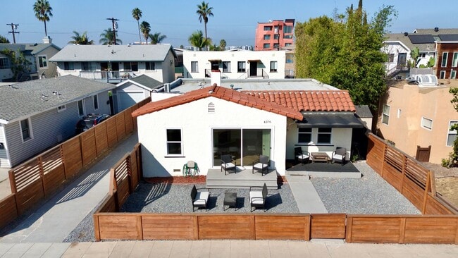 4376-4380 Oregon St in San Diego, CA - Building Photo - Building Photo