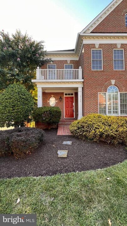 4330 Chancery Park Dr in Fairfax, VA - Building Photo
