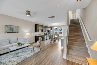 146 Winding Branch Dr in Summerville, SC - Foto de edificio - Building Photo