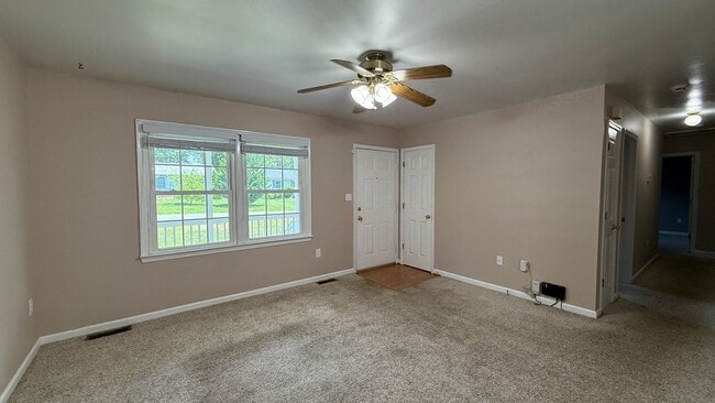 5902 Griffith Way in Fredericksburg, VA - Building Photo - Building Photo
