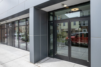 Gallery Lofts in Jersey City, NJ - Foto de edificio - Building Photo