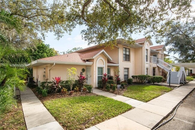 314 Knottwood Ct in Sun City Center, FL - Building Photo - Building Photo