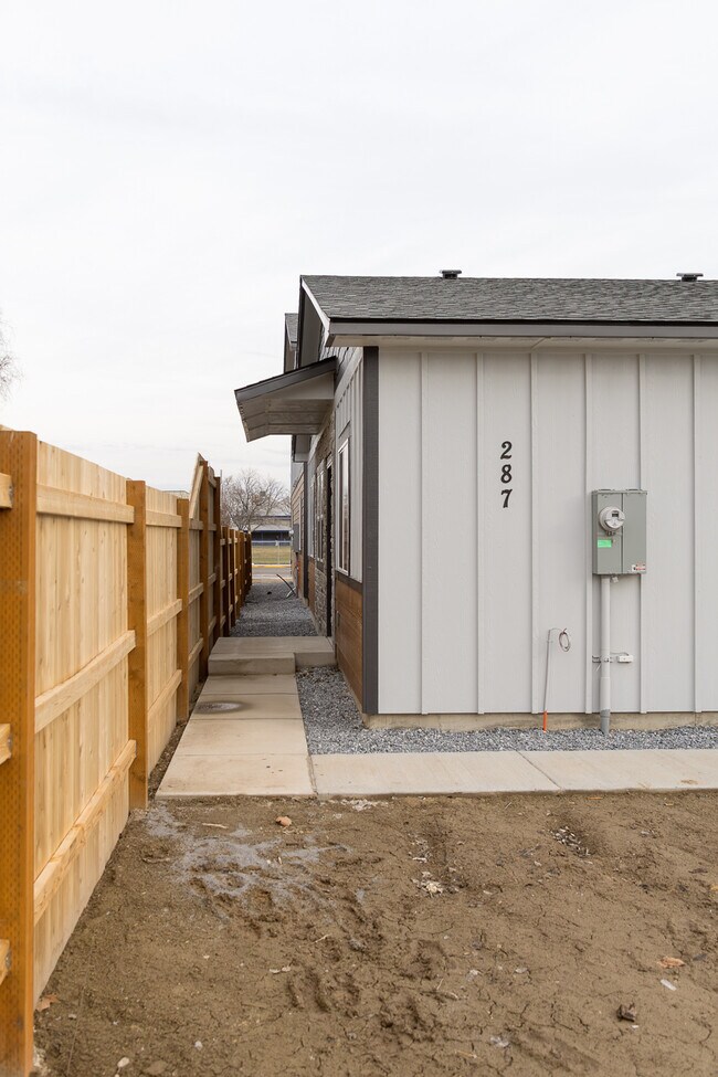 287 SW 6th St in Ontario, OR - Building Photo - Building Photo