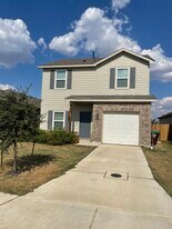 2142 Collins Aly in Converse, TX - Building Photo