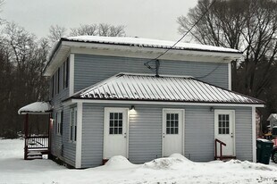 335 Church St in Hannibal, NY - Building Photo