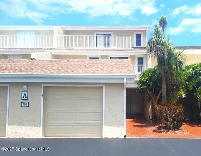 103 La Costa St in Melbourne Beach, FL - Building Photo - Building Photo