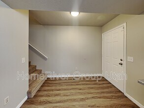 4247 S Hwy 89 in North Salt Lake, UT - Building Photo - Building Photo