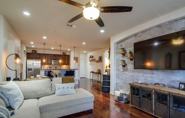 950 Henderson St in Fort Worth, TX - Building Photo - Building Photo