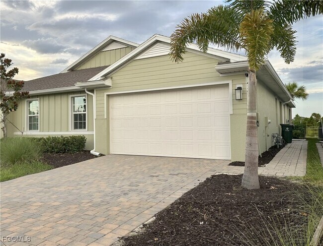 43613 Sparrow Dr in Punta Gorda, FL - Building Photo - Building Photo