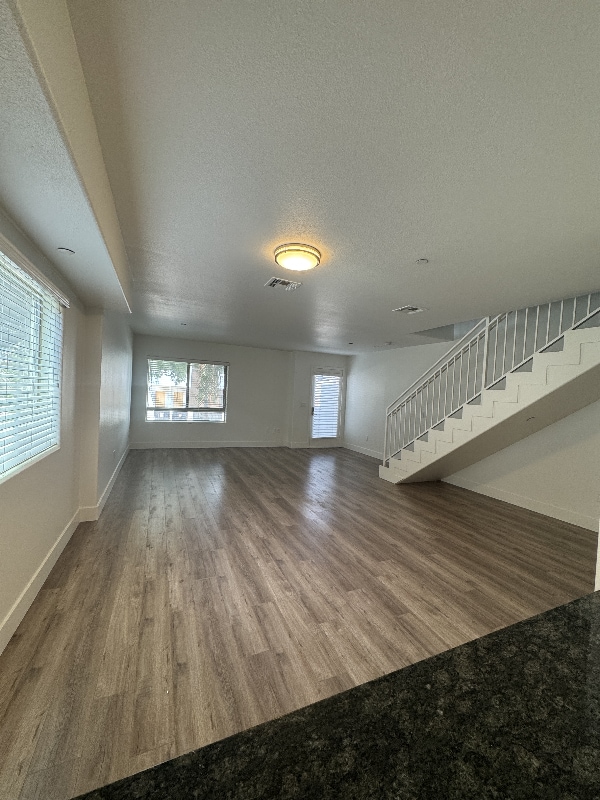 11312 Huston St