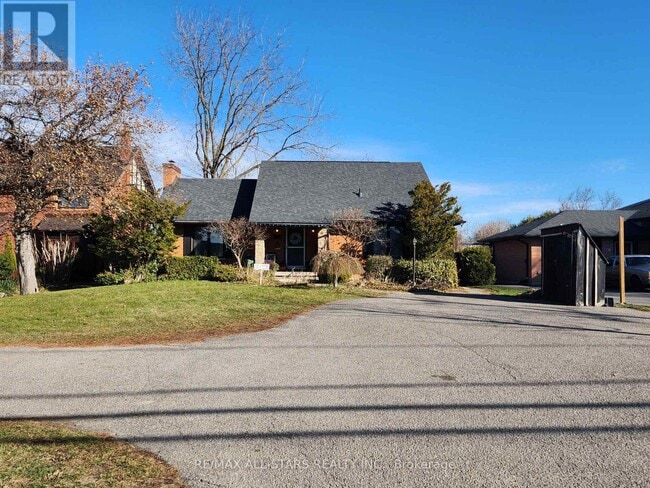 property at 232 Angeline St N