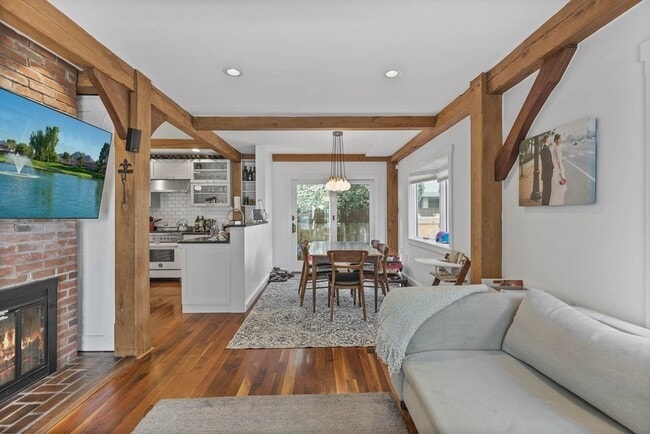 7 Murdock St in Cambridge, MA - Building Photo - Building Photo