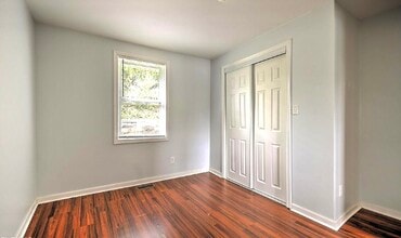 1744 McGee St in Kingsport, TN - Foto de edificio - Building Photo