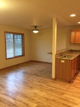 1070 Klaskanine Ave in Astoria, OR - Foto de edificio - Building Photo