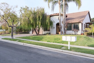 1485 Clearview Cir in Corona, CA - Building Photo - Building Photo