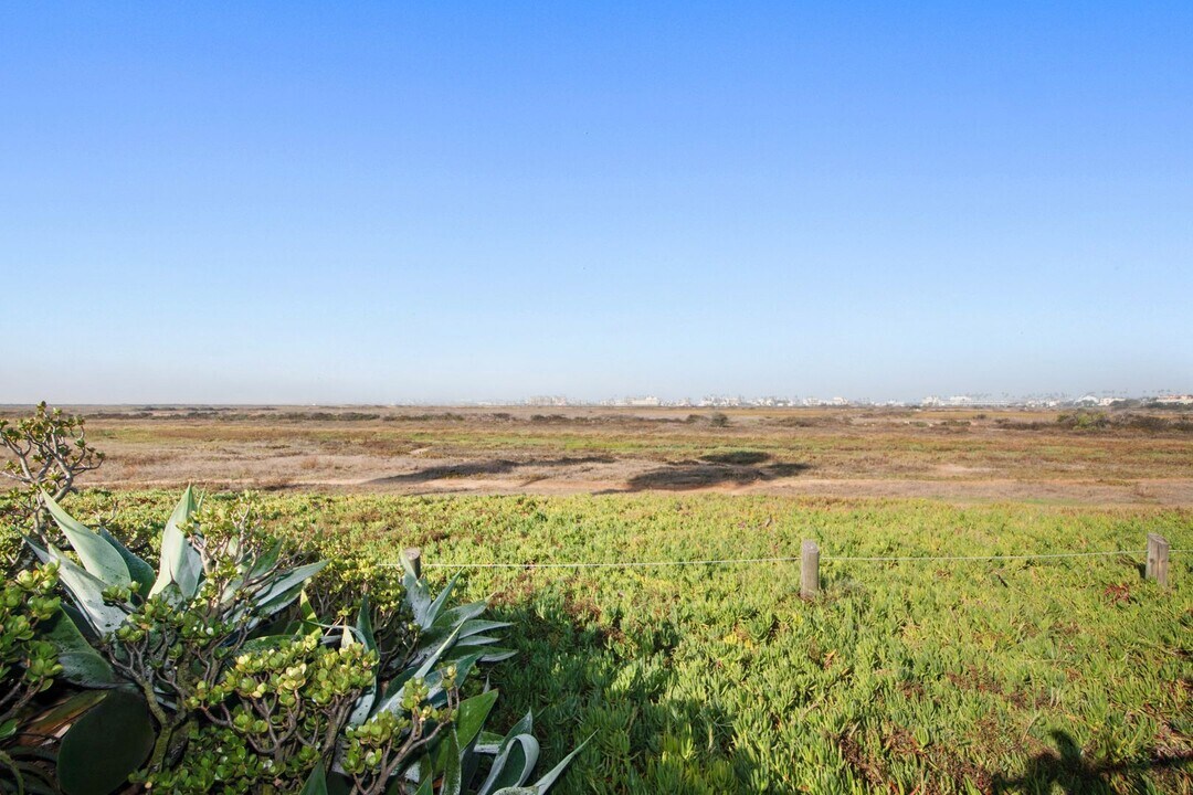 1370 5th St in Imperial Beach, CA - Building Photo